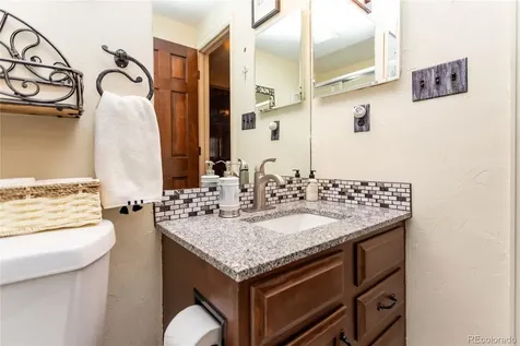 380 Mission Hill Way Colorado Springs CO 80921