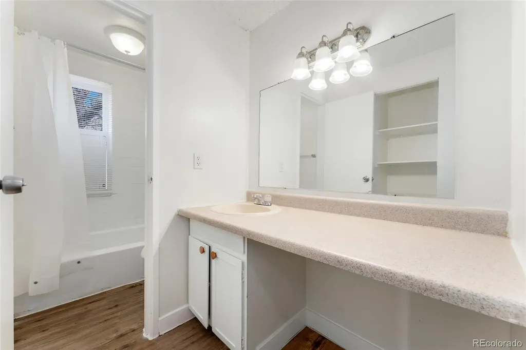 11948 E 17th Avenue Aurora CO 80010