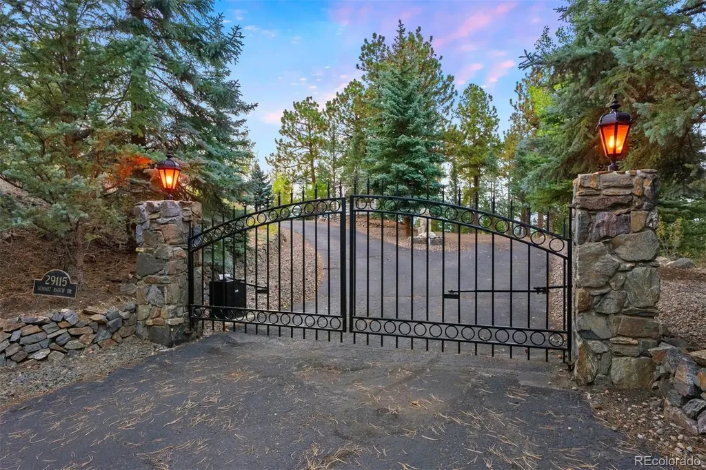29115 Summit Ranch Drive Golden CO 80401