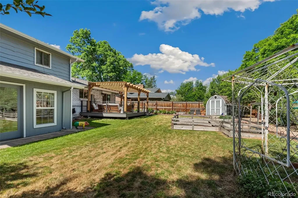 6083 S Lamar Drive Littleton CO 80123