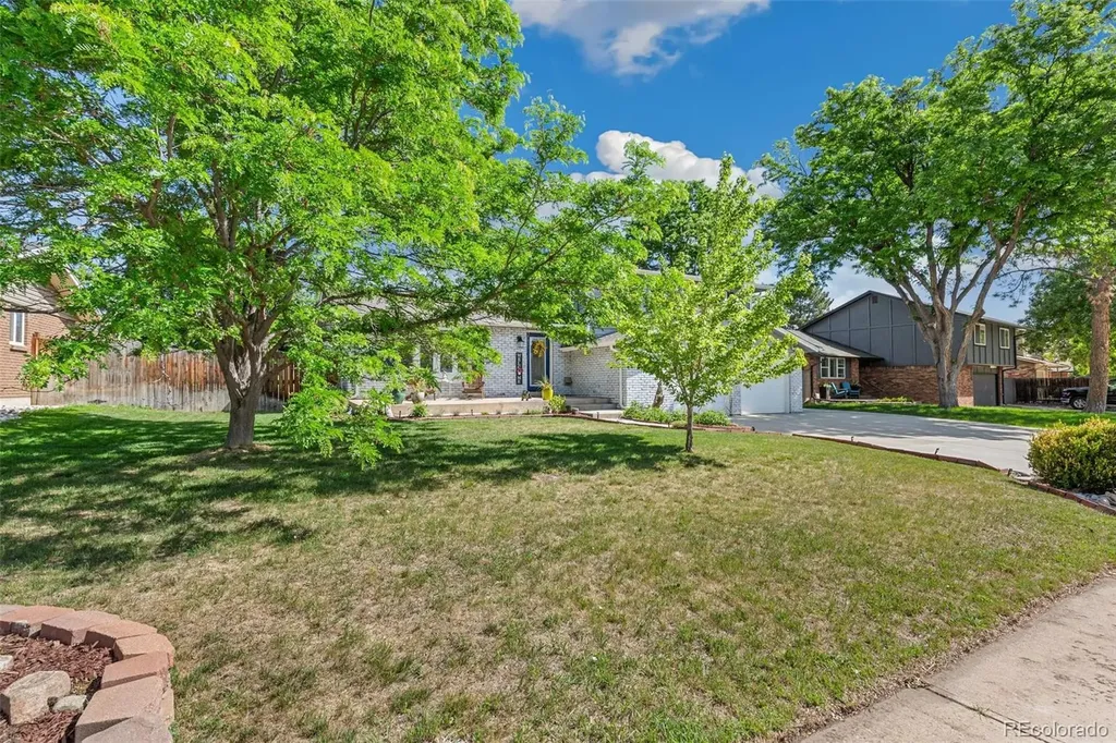 6083 S Lamar Drive Littleton CO 80123