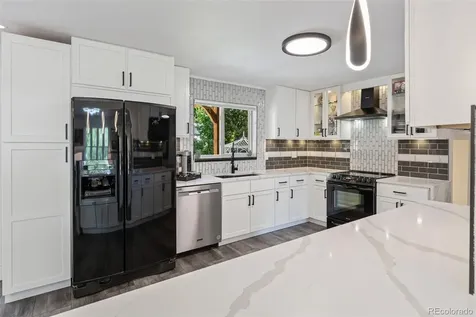 6083 S Lamar Drive Littleton CO 80123