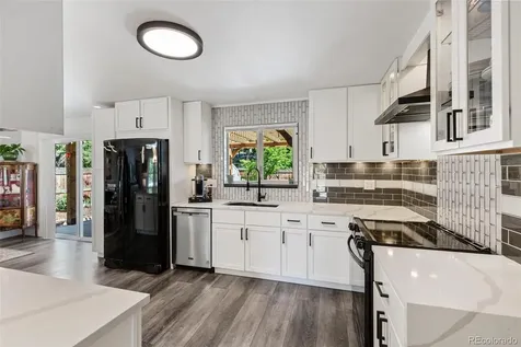 6083 S Lamar Drive Littleton CO 80123