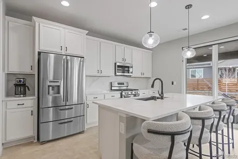 3856 Fultondale Street Aurora CO 80019