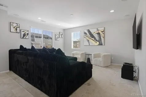 3856 Fultondale Street Aurora CO 80019