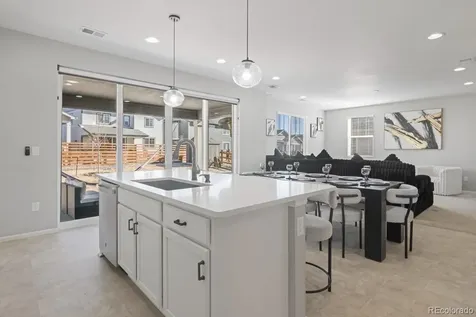 3856 Fultondale Street Aurora CO 80019