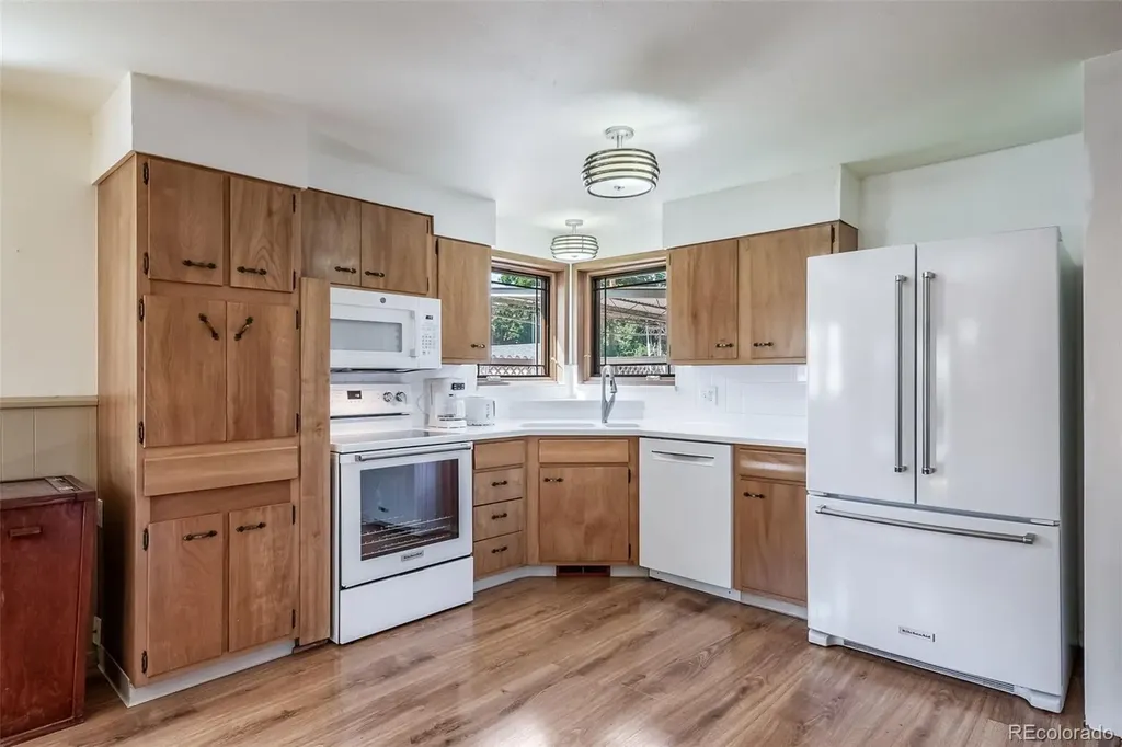 5247 S Mabre Court Littleton CO 80123