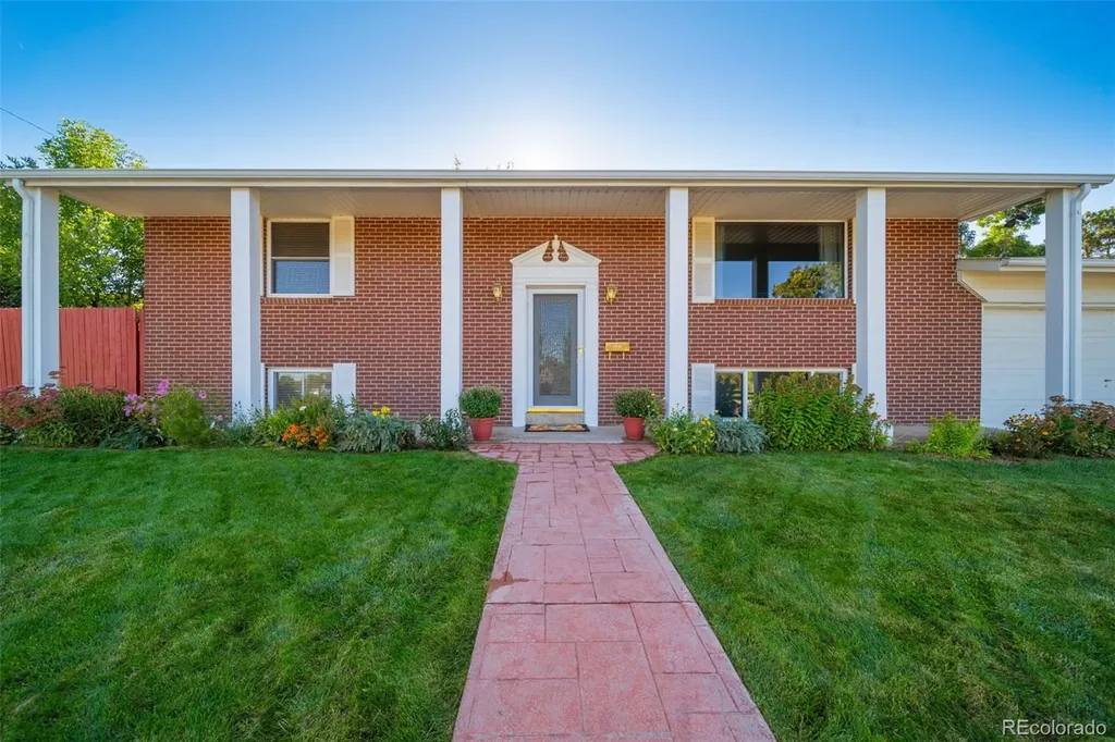 5247 S Mabre Court Littleton CO 80123