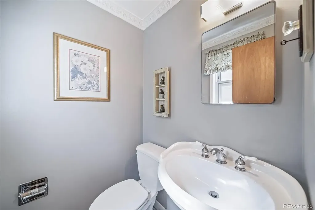 5247 S Mabre Court Littleton CO 80123
