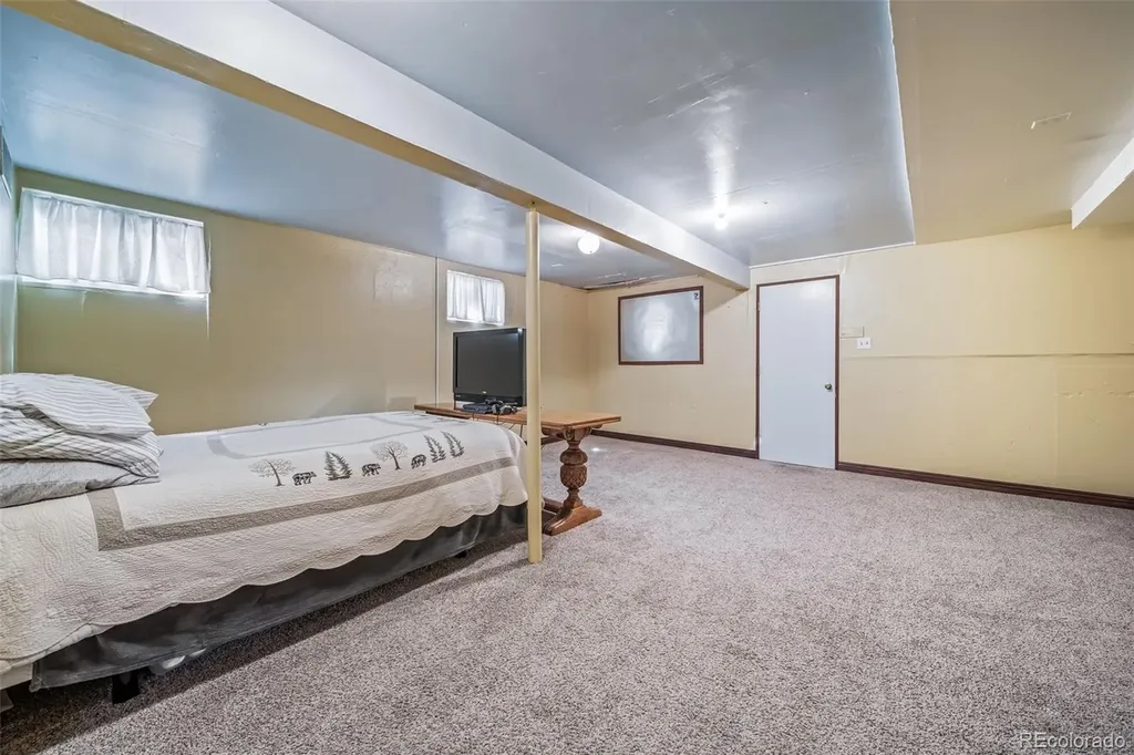 5247 S Mabre Court Littleton CO 80123