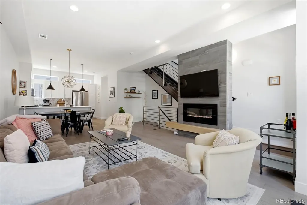 4055 W Conejos Place Denver CO 80204