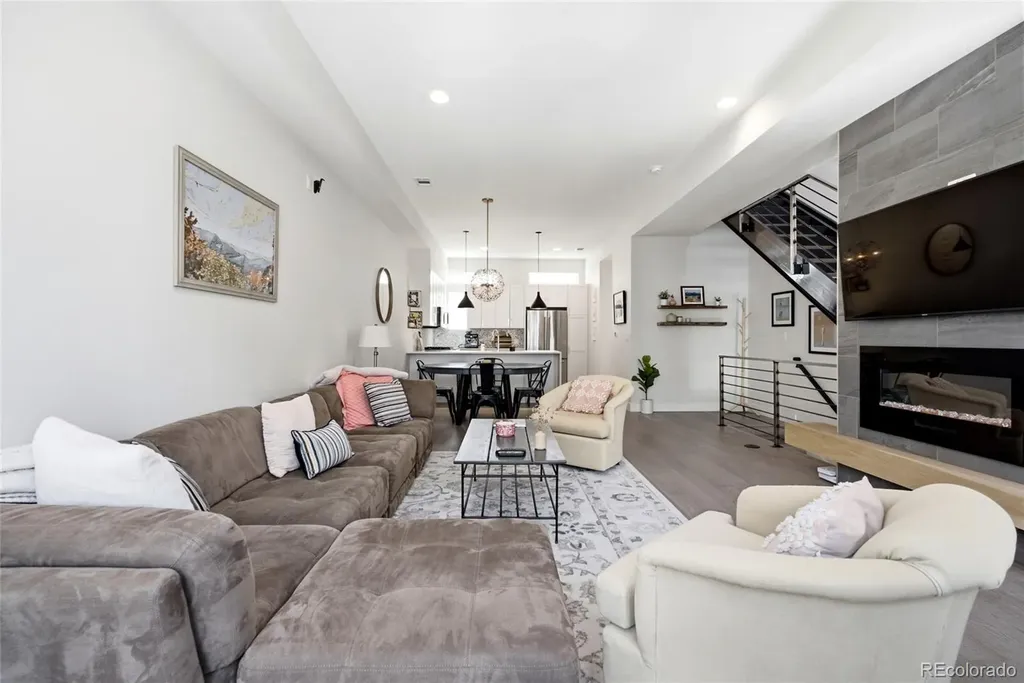 4055 W Conejos Place Denver CO 80204