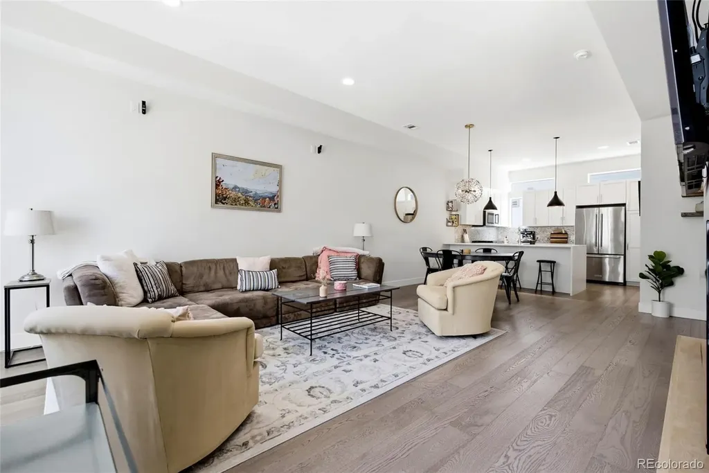 4055 W Conejos Place Denver CO 80204