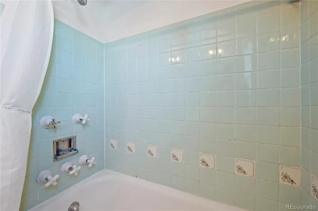 4085 S Grant Street Englewood CO 80113