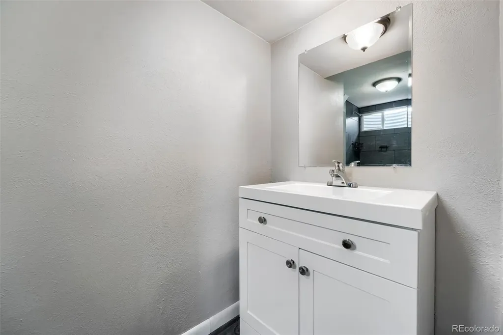 4708 S Ouray Way Aurora CO 80015