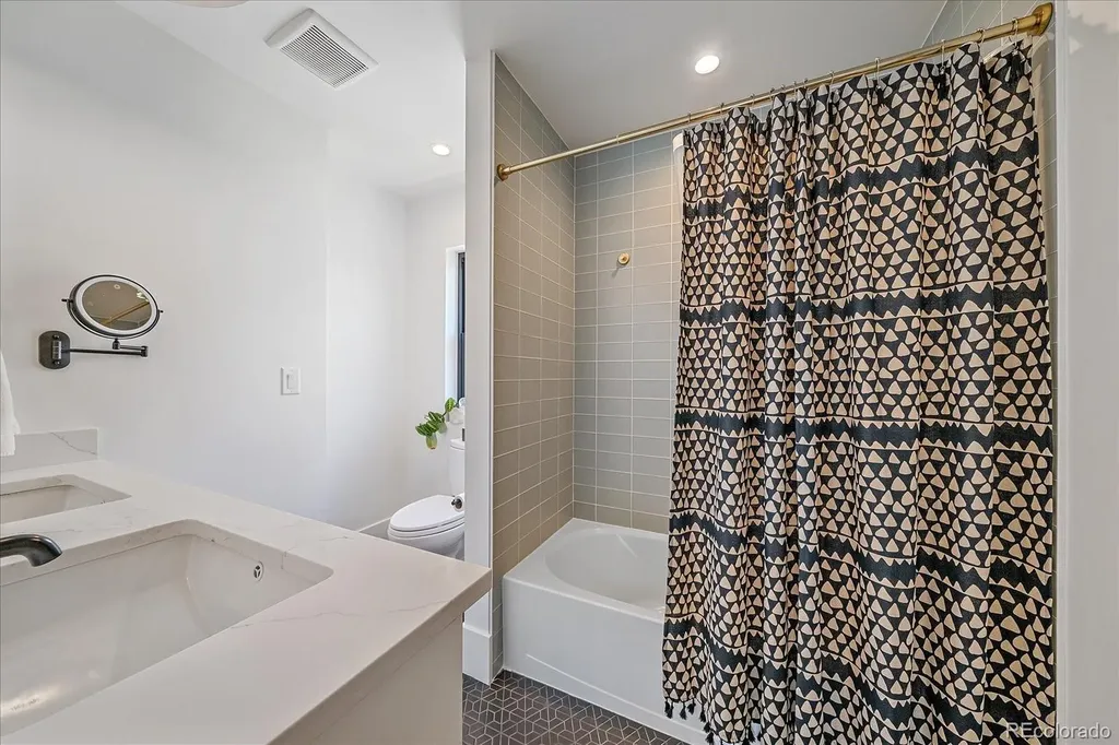 4043 Lowell Boulevard Denver CO 80211