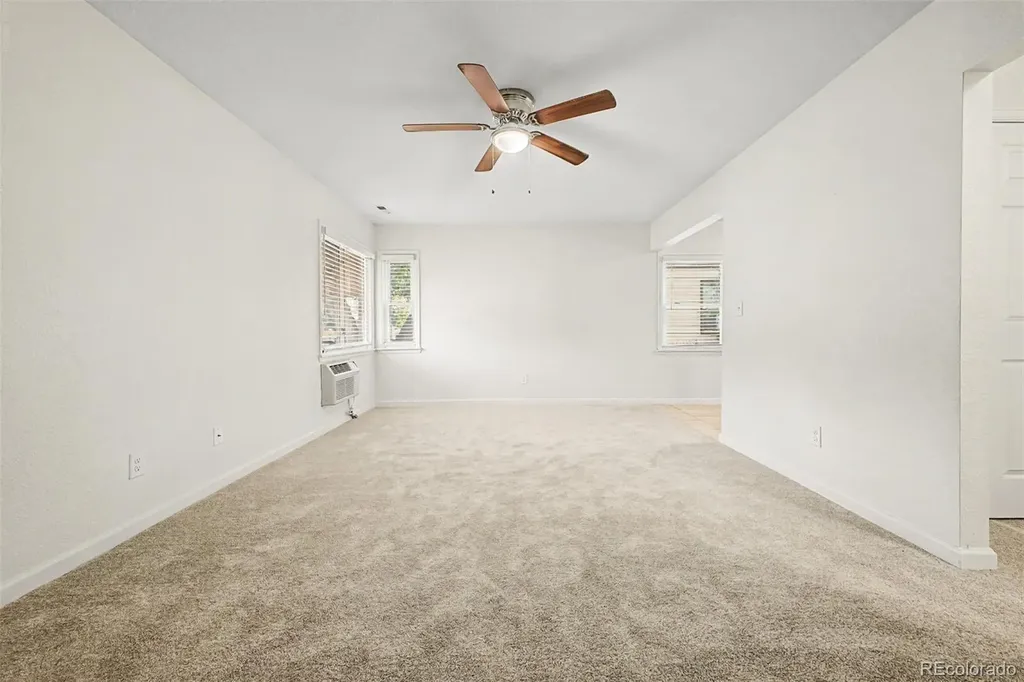 1343 Havana Street Aurora CO 80010