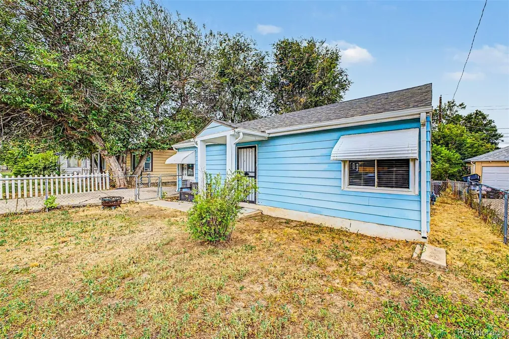 1343 Havana Street Aurora CO 80010