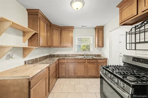 1343 Havana Street Aurora CO 80010