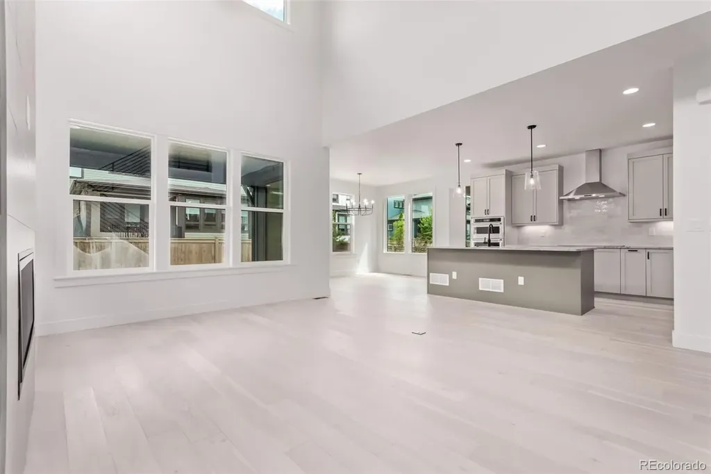 5608 Grandville Avenue Longmont CO 80503
