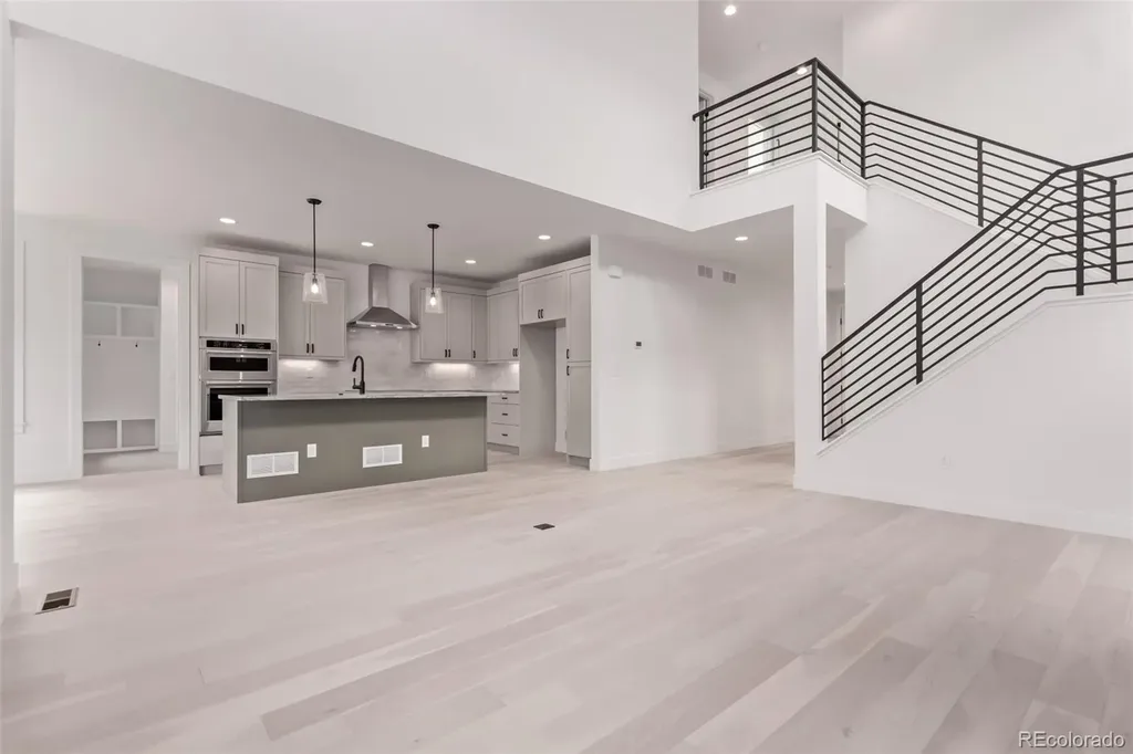 5608 Grandville Avenue Longmont CO 80503