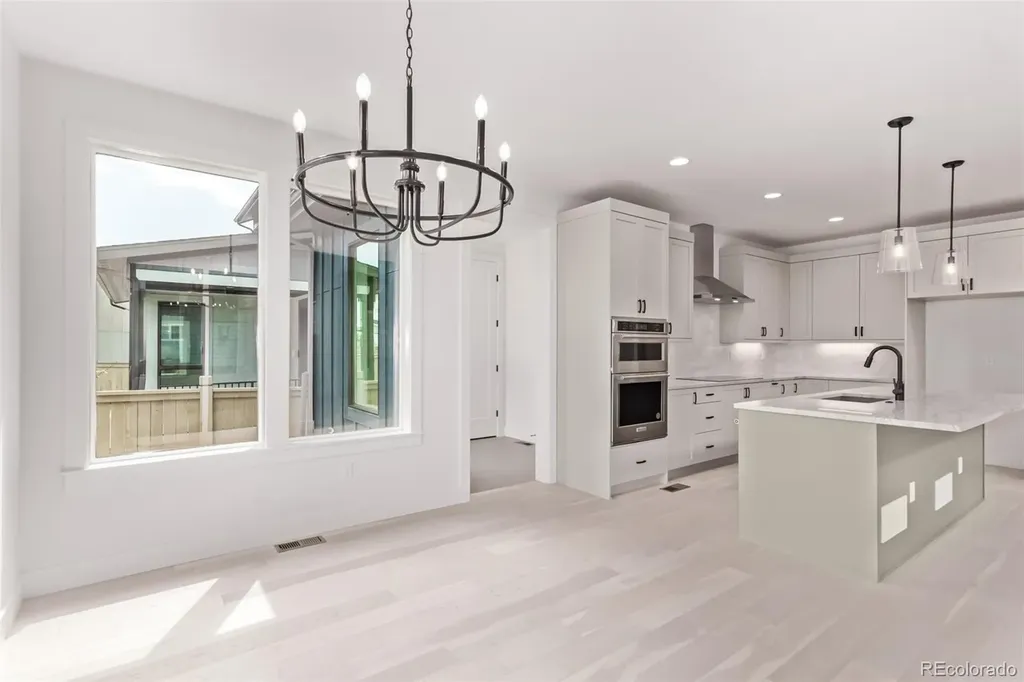 5608 Grandville Avenue Longmont CO 80503