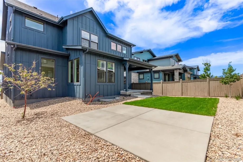 5608 Grandville Avenue Longmont CO 80503