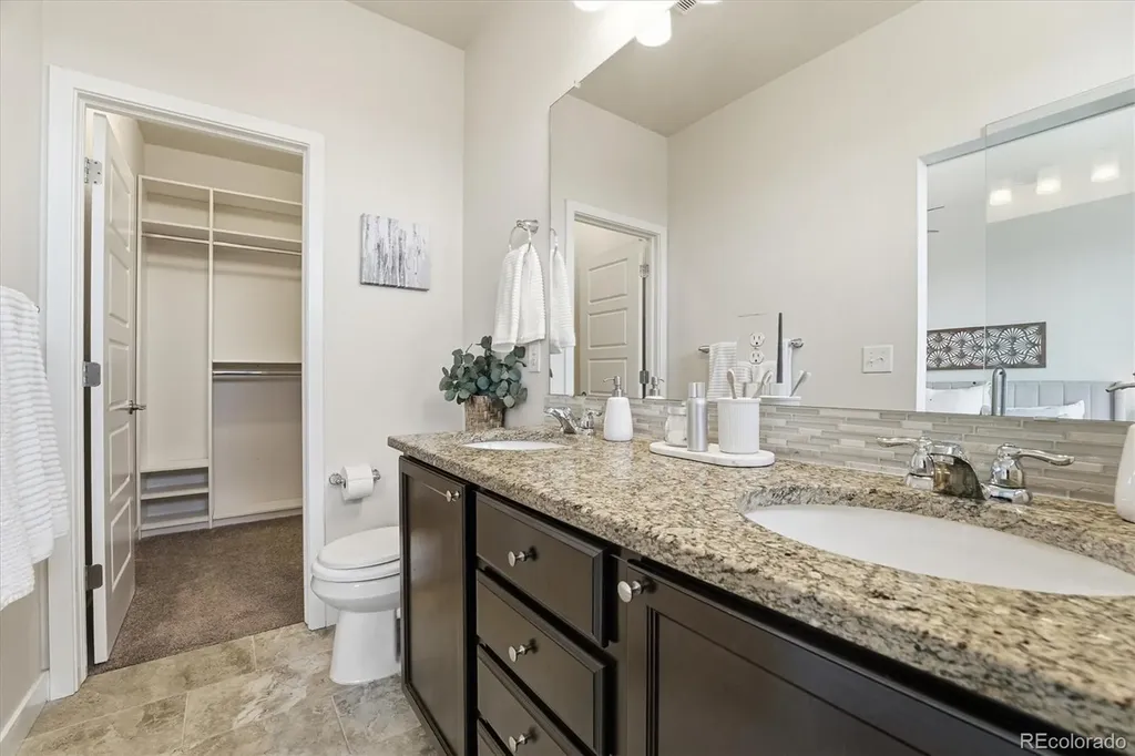 704 E Hinsdale Avenue Littleton CO 80122