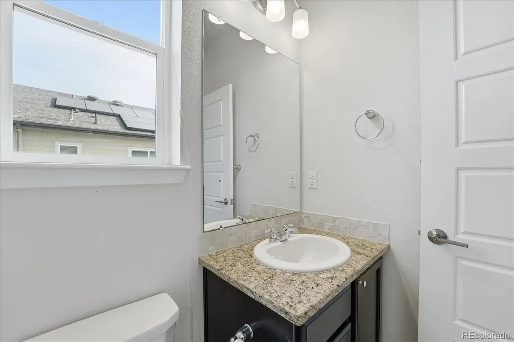 704 E Hinsdale Avenue Littleton CO 80122