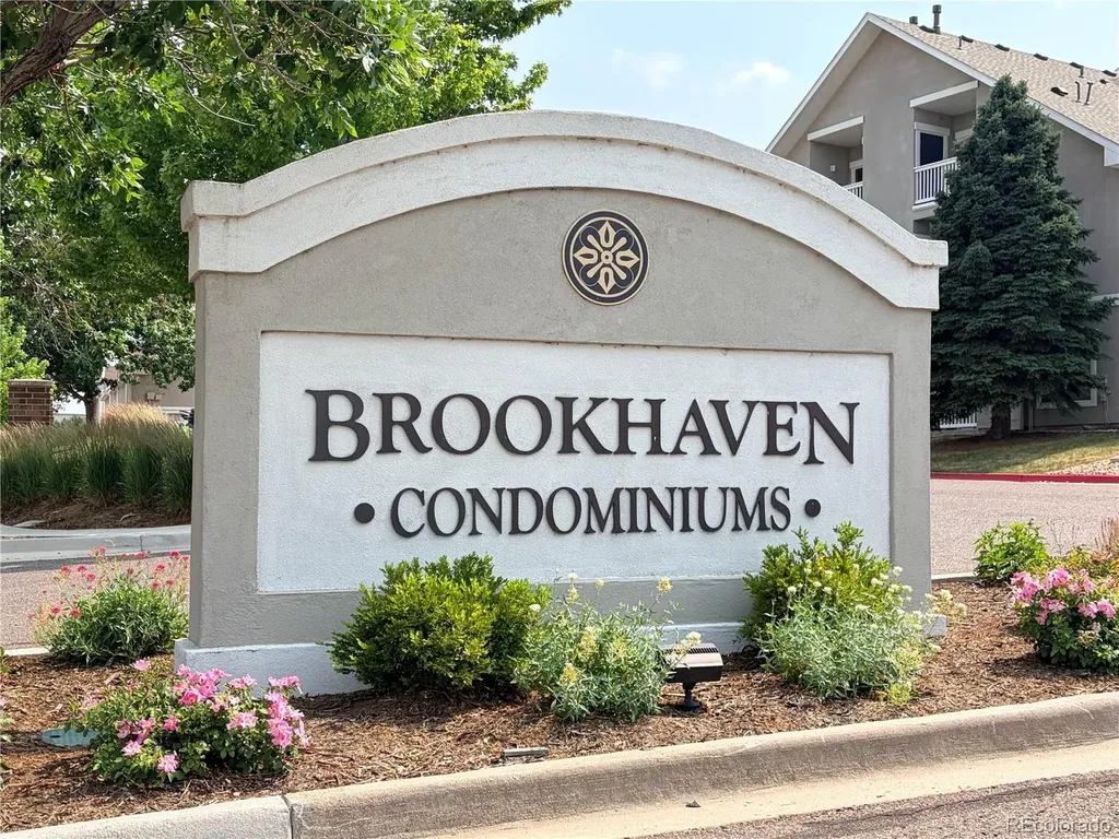 1821 S Dunkirk Street Aurora CO 80017