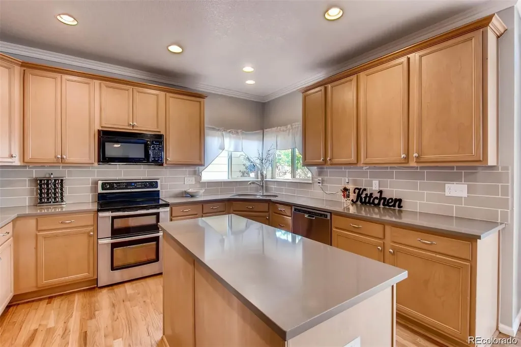 10018 E 113th Avenue Henderson CO 80640