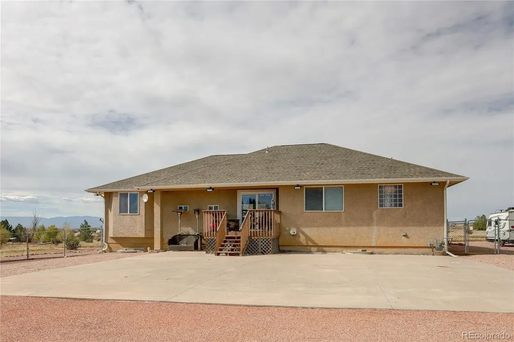 1352 N Blue Lake Lane Pueblo CO 81007