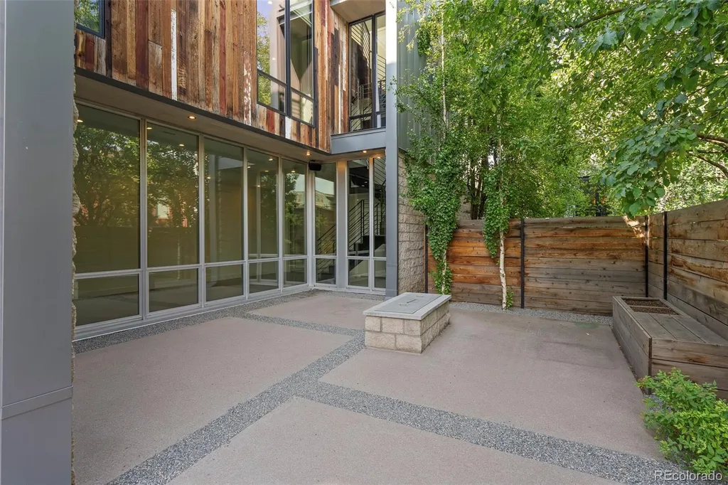2627 18th Street Denver CO 80211