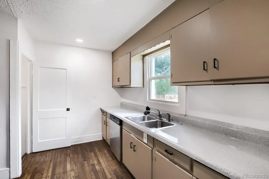 8015 E 16th Avenue Denver CO 80220