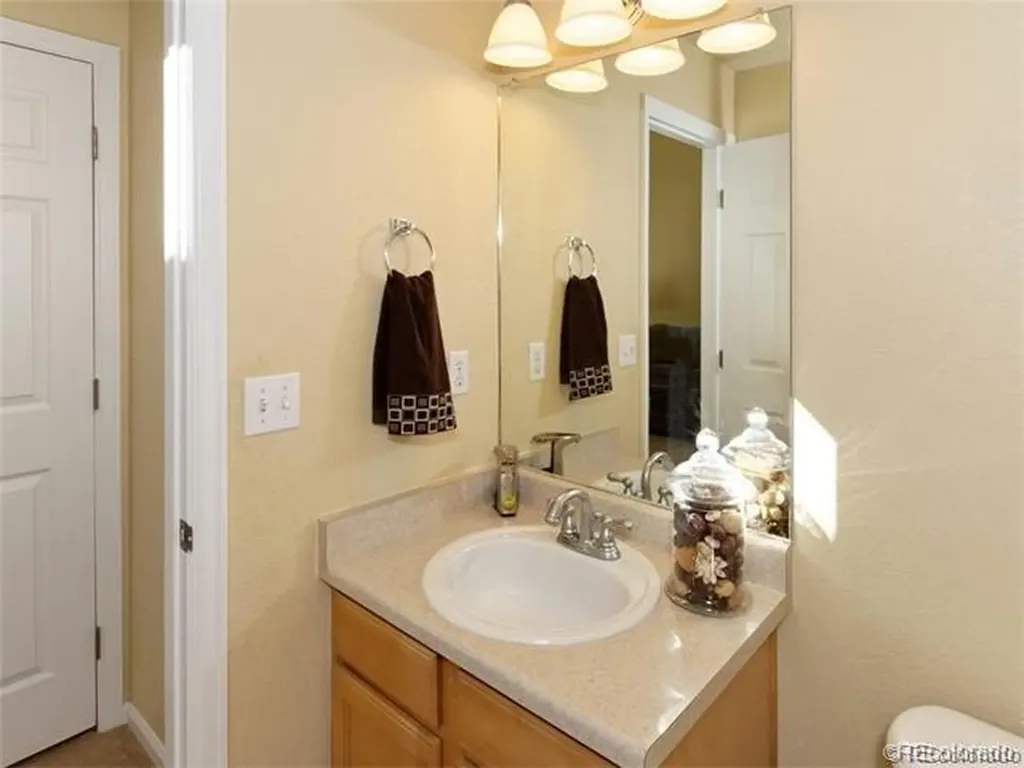 23421 E Portland Way Aurora CO 80016