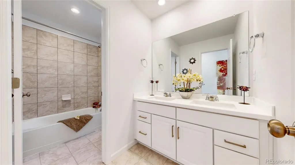 3469 N Duquesne Way Aurora CO 80019