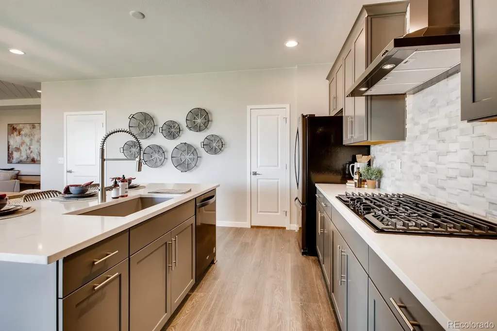 46430 Heritage Avenue Bennett CO 80102