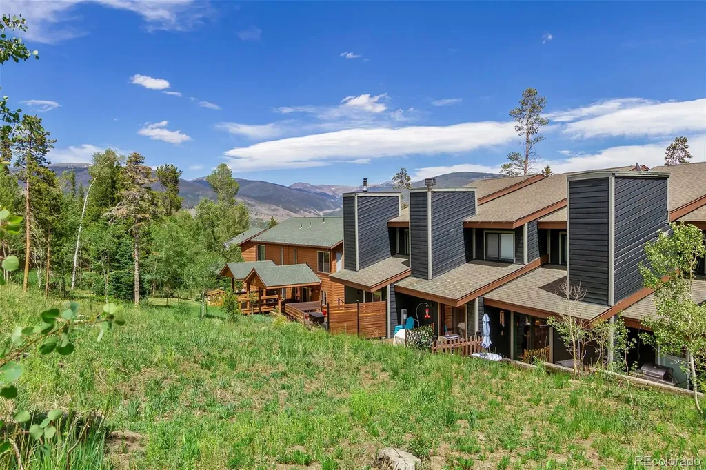 123 Burgundy Circle Silverthorne CO 80498
