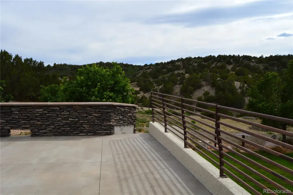 7791 Pine Bluff Dr. W Pueblo CO 81004