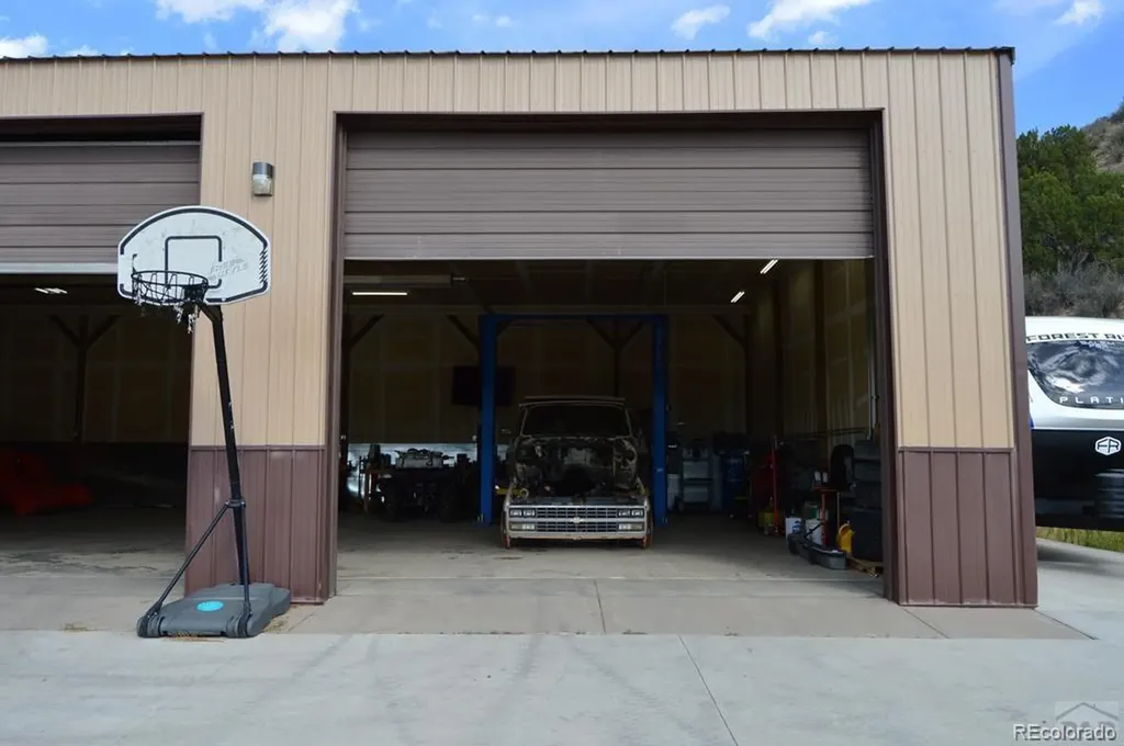 7791 Pine Bluff Dr. W Pueblo CO 81004