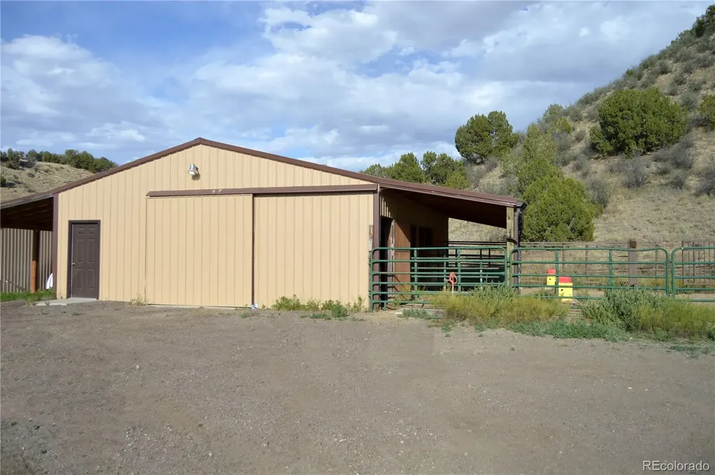 7791 Pine Bluff Dr. W Pueblo CO 81004