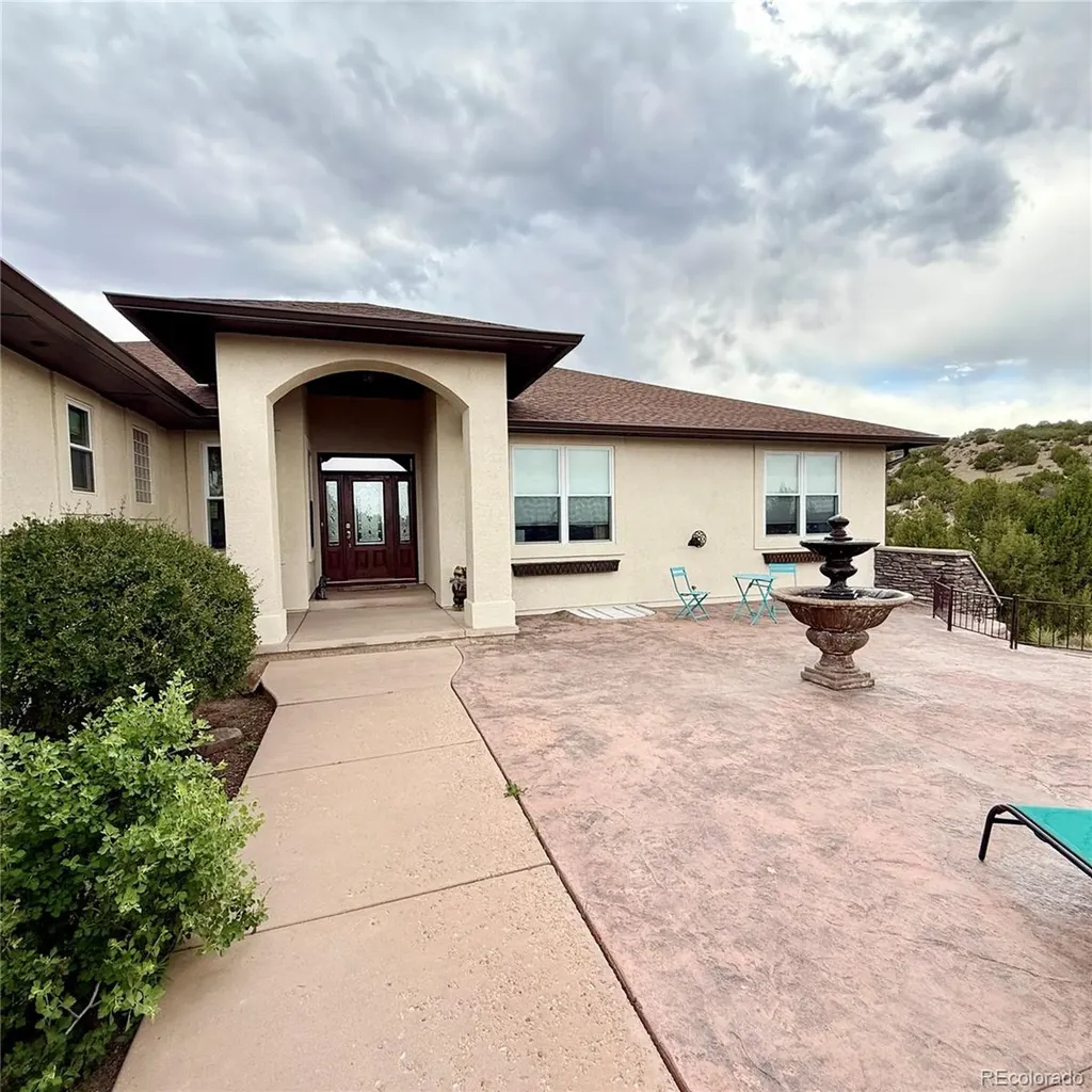 7791 Pine Bluff Dr. W Pueblo CO 81004