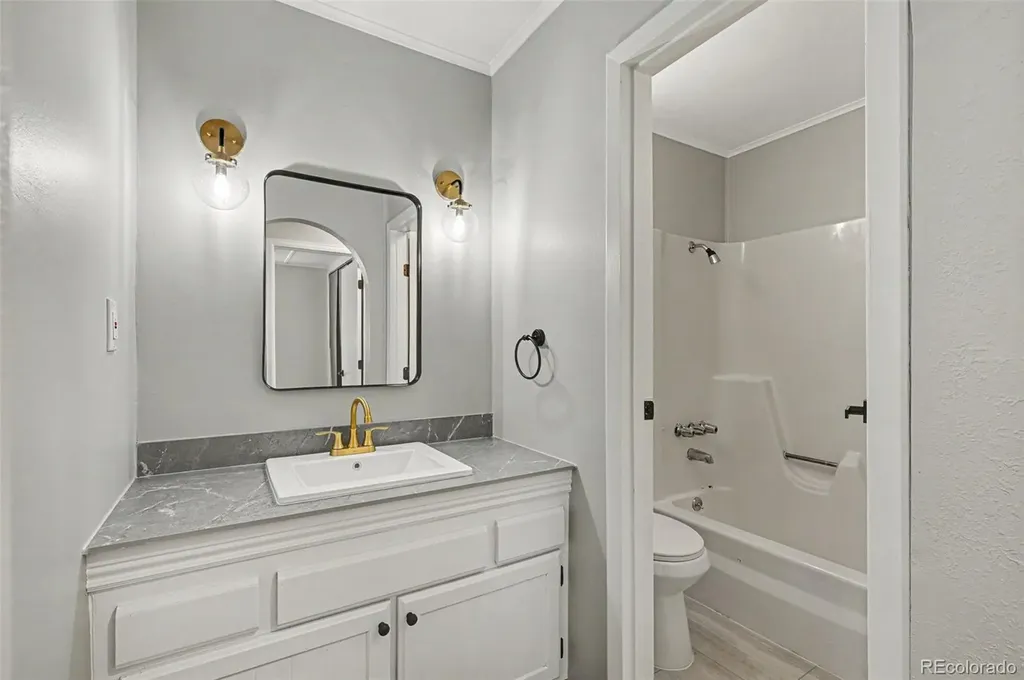 2977 S Sheridan Boulevard Denver CO 80227