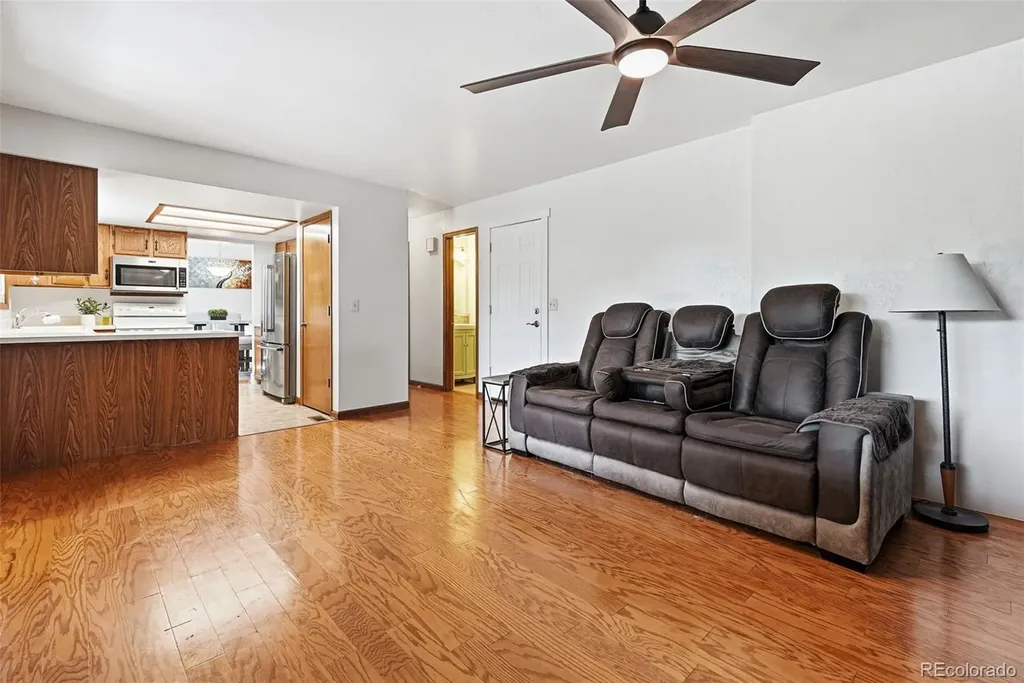 10675 Hobbit Lane Westminster CO 80031
