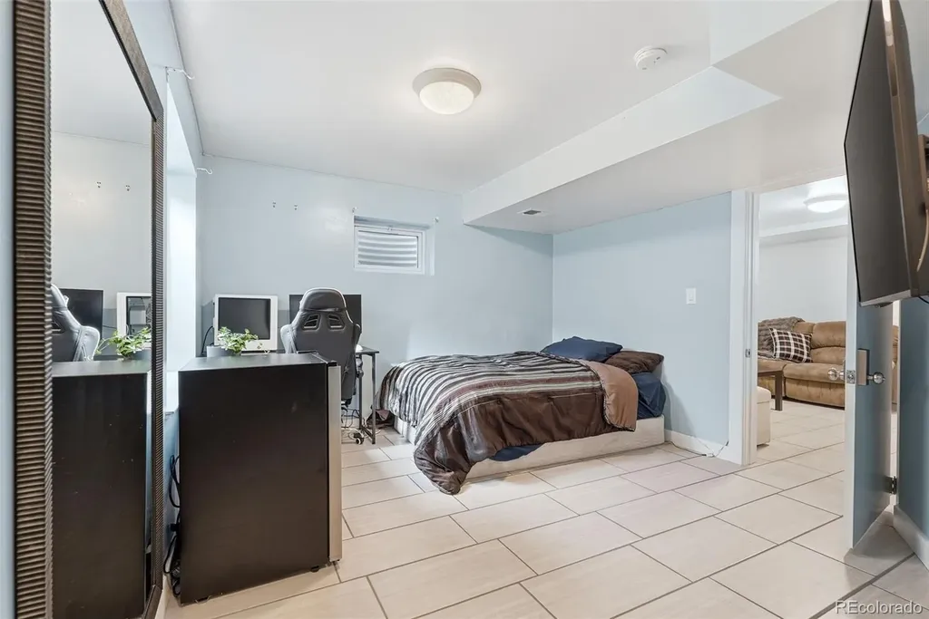 10675 Hobbit Lane Westminster CO 80031