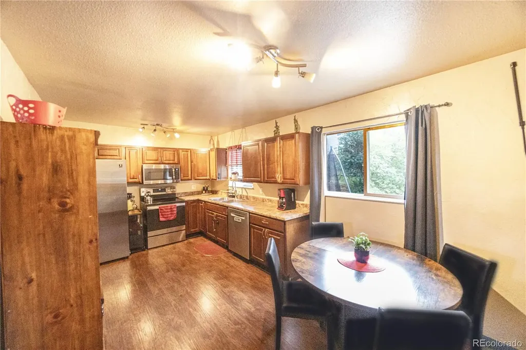 1220 Hartford Street Colorado Springs CO 80906