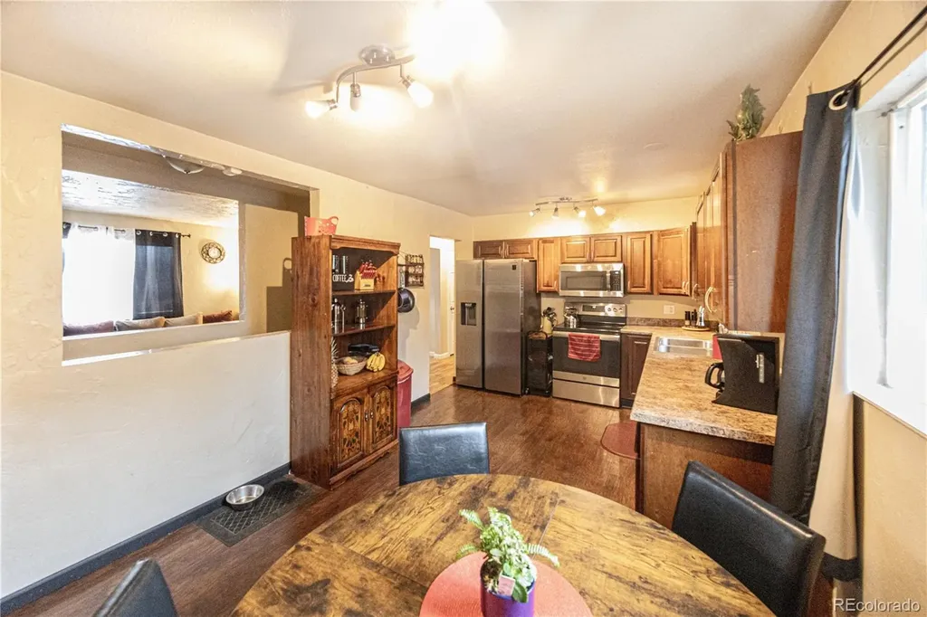 1220 Hartford Street Colorado Springs CO 80906