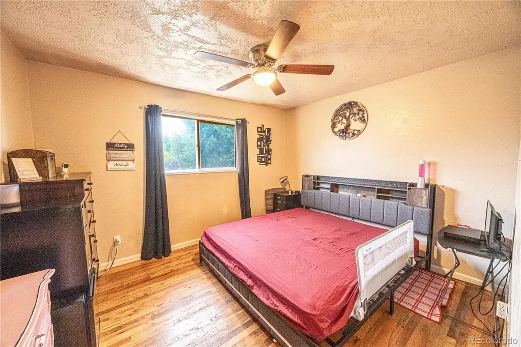 1220 Hartford Street Colorado Springs CO 80906