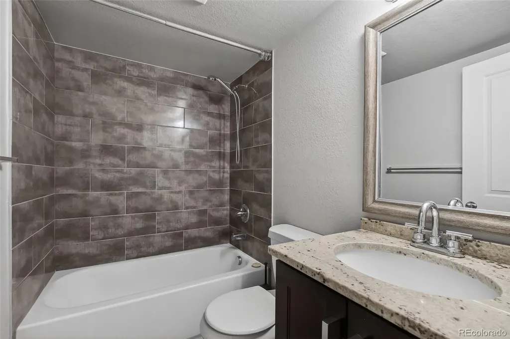 2085 Fenton Street Edgewater CO 80214