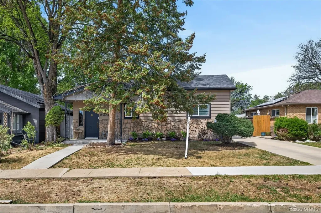 2085 Fenton Street Edgewater CO 80214